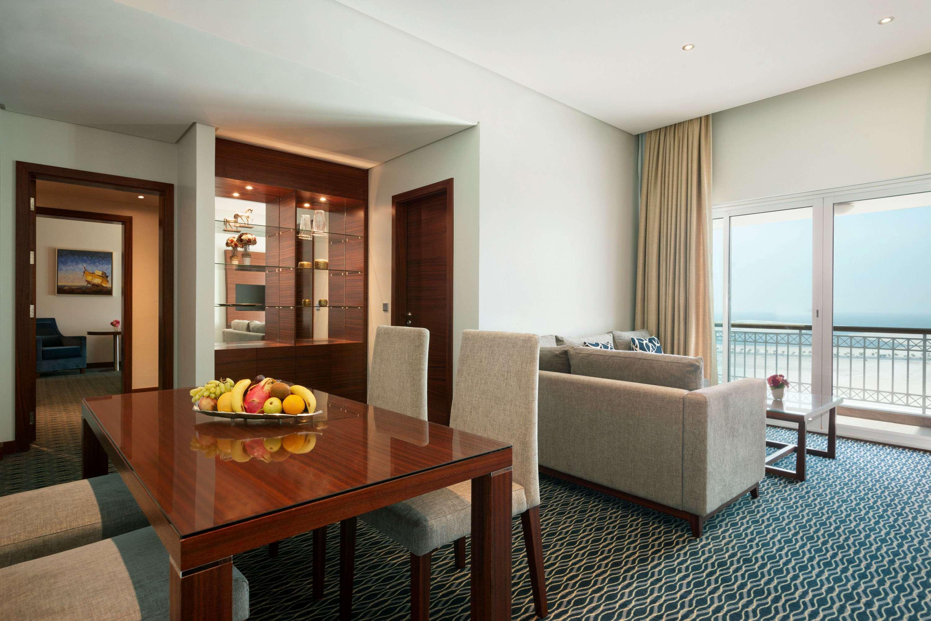 Ramada By Wyndham Manama City Centre Εξωτερικό φωτογραφία