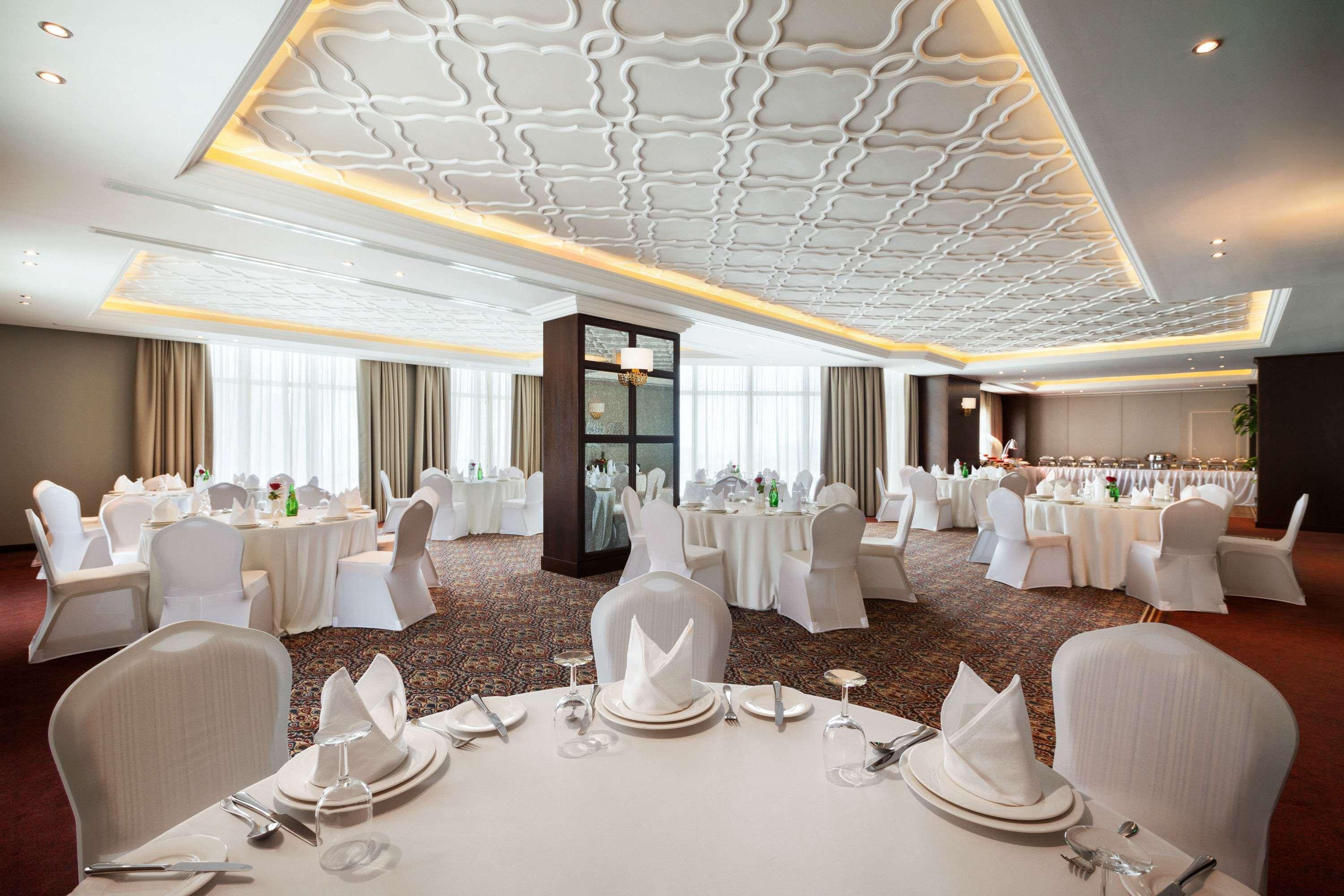 Ramada By Wyndham Manama City Centre Εξωτερικό φωτογραφία