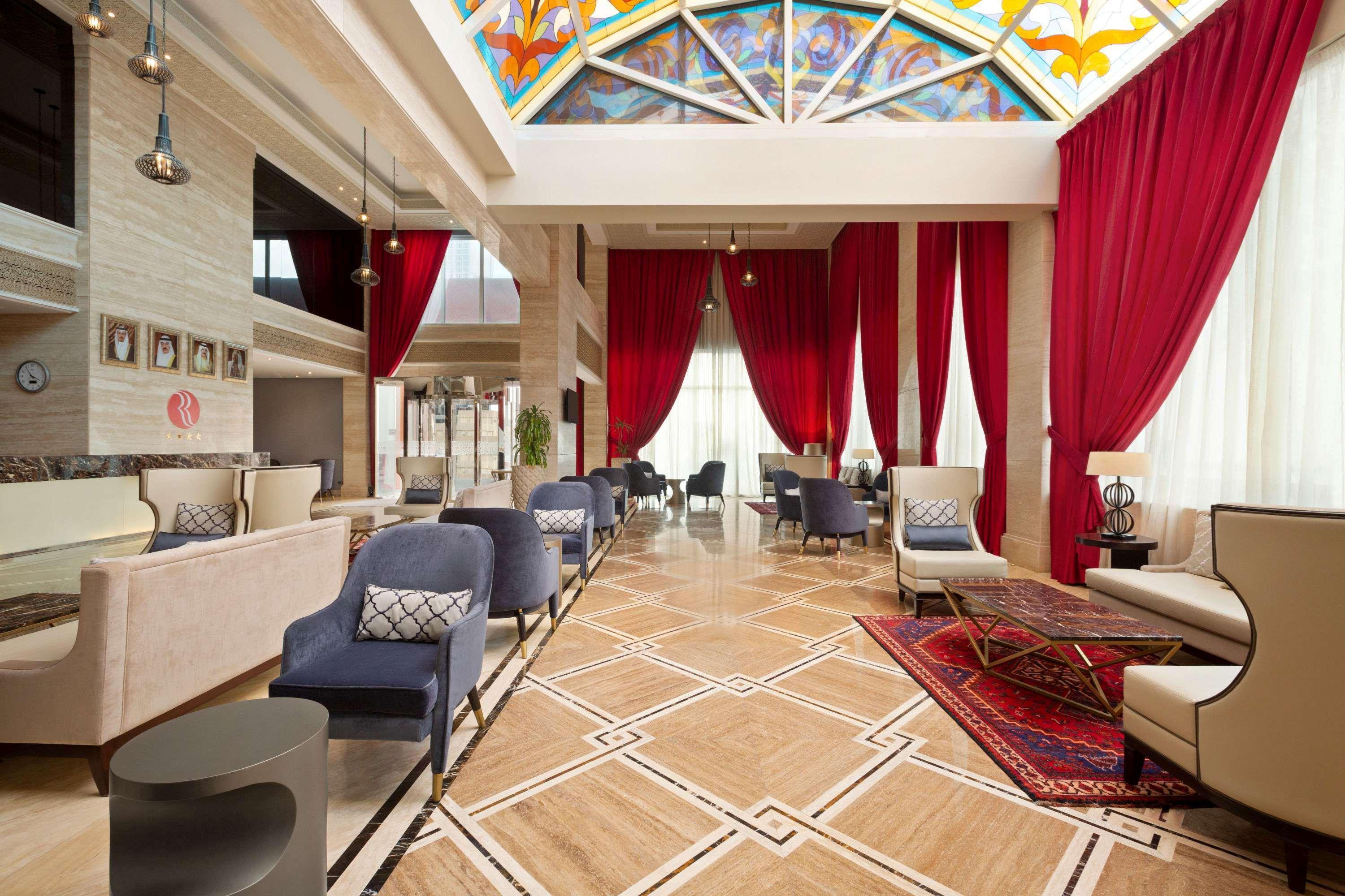 Ramada By Wyndham Manama City Centre Εξωτερικό φωτογραφία