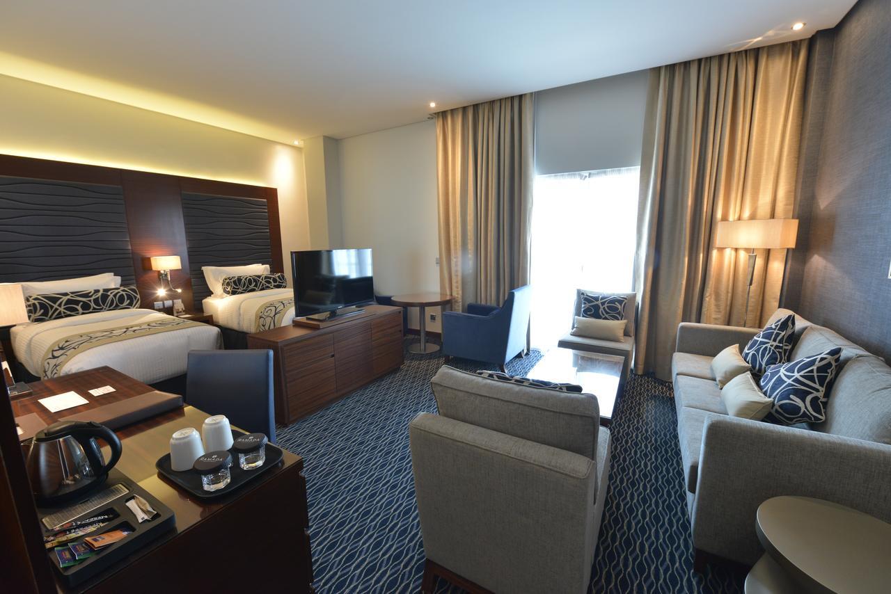 Ramada By Wyndham Manama City Centre Εξωτερικό φωτογραφία
