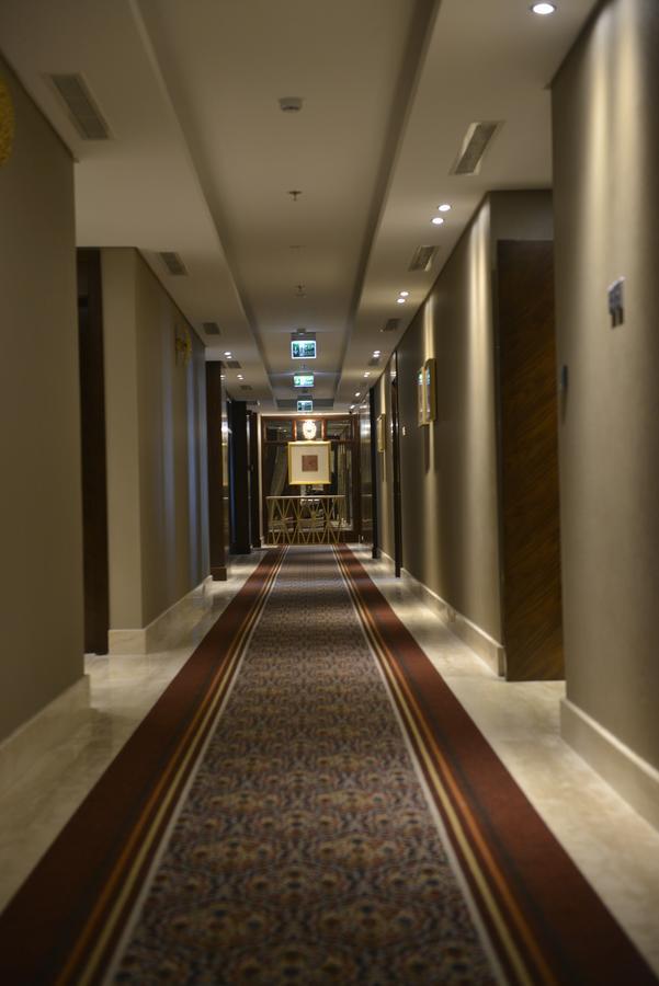 Ramada By Wyndham Manama City Centre Εξωτερικό φωτογραφία