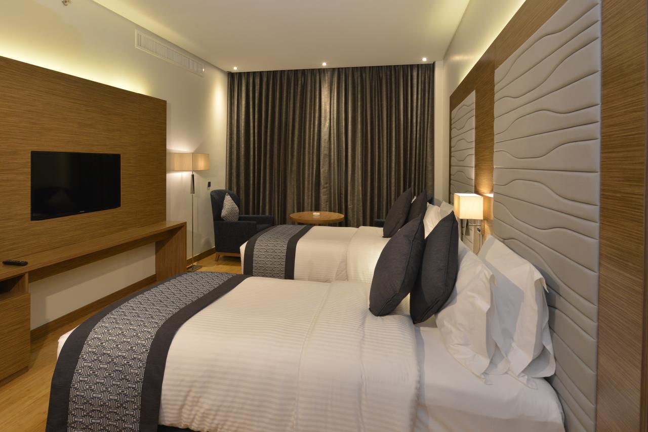 Ramada By Wyndham Manama City Centre Εξωτερικό φωτογραφία